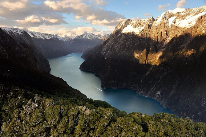Milford Sound Scenic Flight with Landing from Queenstown - Why flying changes the Milford Sound day