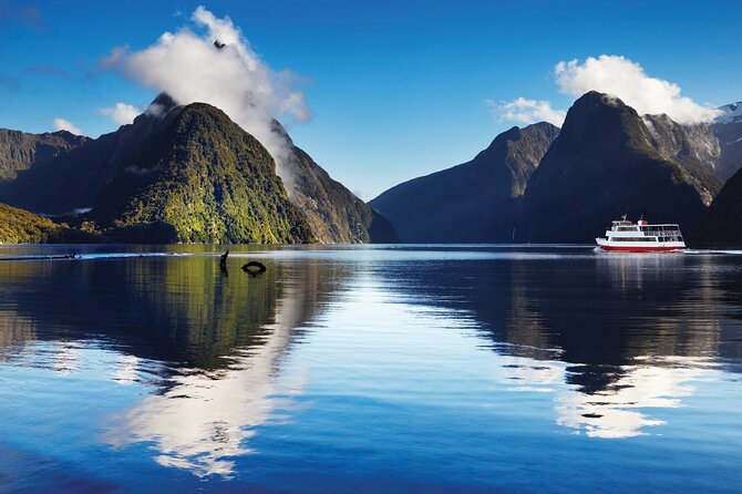Milford Sound Small Group Tour, Cruise & Picnic Lunch - Mirror Lakes brings a quiet half hour