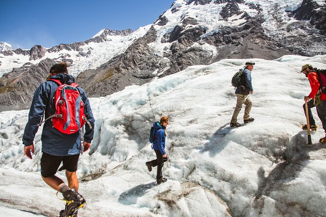 Mount Cook: 3-Hour Tasman Glacier Heli-Hike - The guides make a real difference