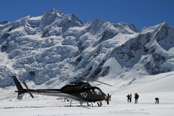 Mount Cook and The Glaciers 55-Minute Helicopter Flight - Returning with a clear view of Aoraki Mount Cook