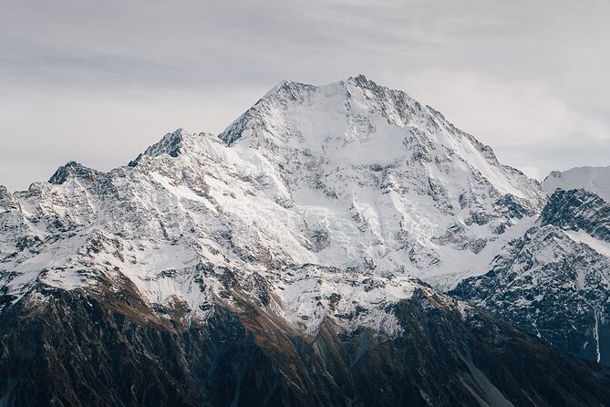 Mount Cook and The Glaciers 55-Minute Helicopter Flight - Weather, delays, and the need for a backup plan