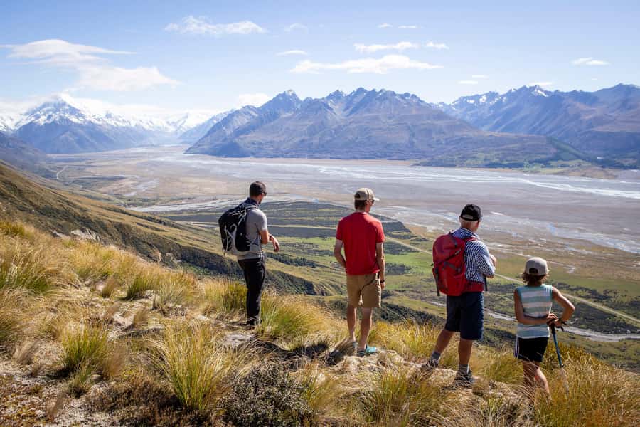 Mount Cook: Glentanner High Country Heli Hike - The restored field station