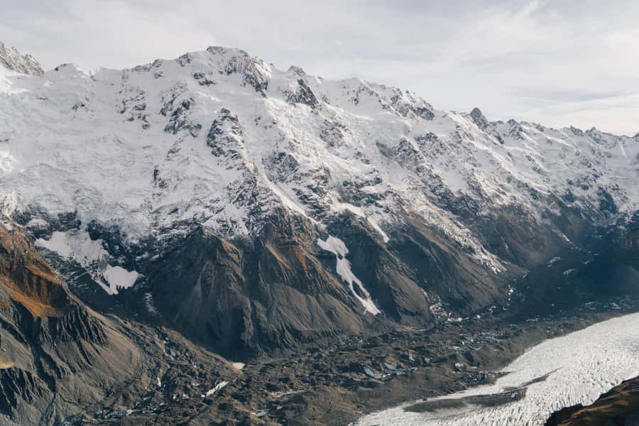Mount Cook: Helicopter Flight with Alpine Landing - Taking off from Aoraki / Mount Cook Village