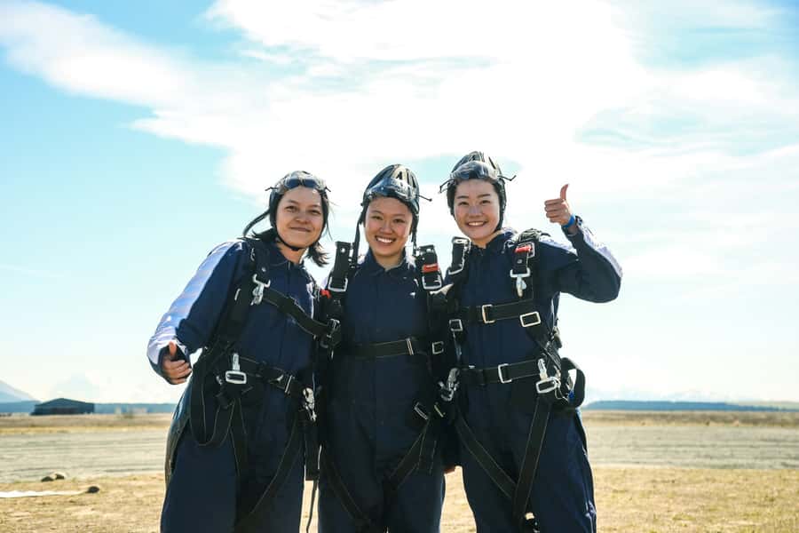 Mount Cook: Tandem Skydive Experience - Weather Cancellations and Schedule Risk