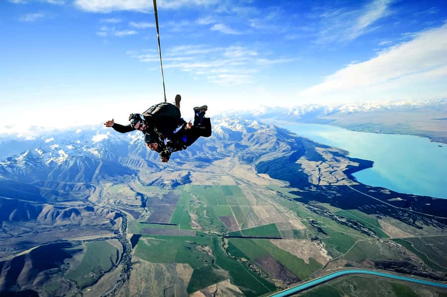 Mount Cook: Tandem Skydive Experience - The Briefing and Tandem Preparation