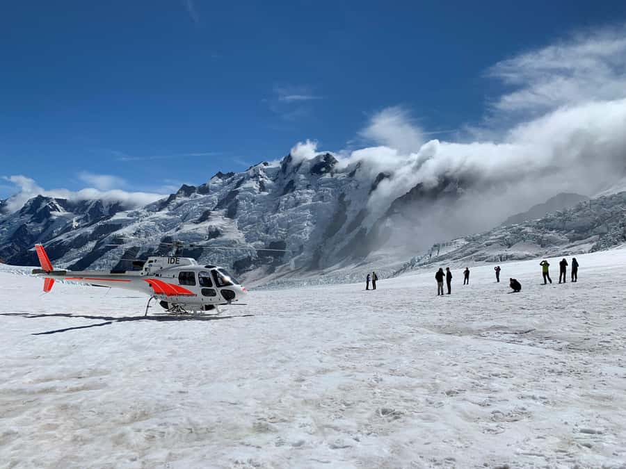 Mount Cook: Tasman Glacier & National Park Scenic Flight - A 40-minute flight into Aoraki/Mt Cook National Park