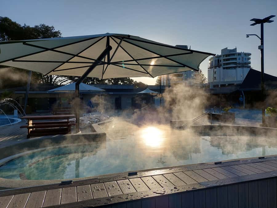 Mount Maunganui: Hot Ocean Water Pools Entry Ticket - Massage and the friendly staff