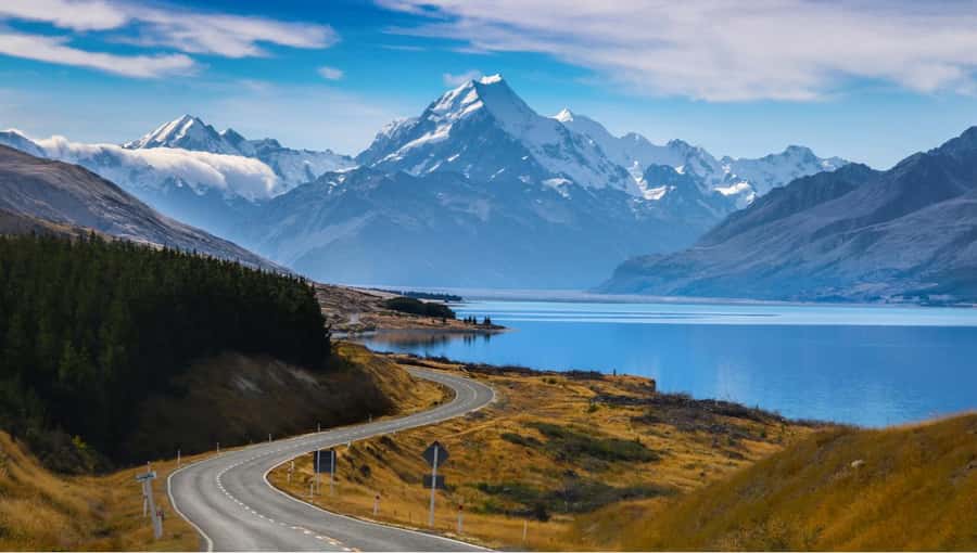 Mt. Cook Day-Tour: Christchurch to Queenstown - Why this transfer makes sense