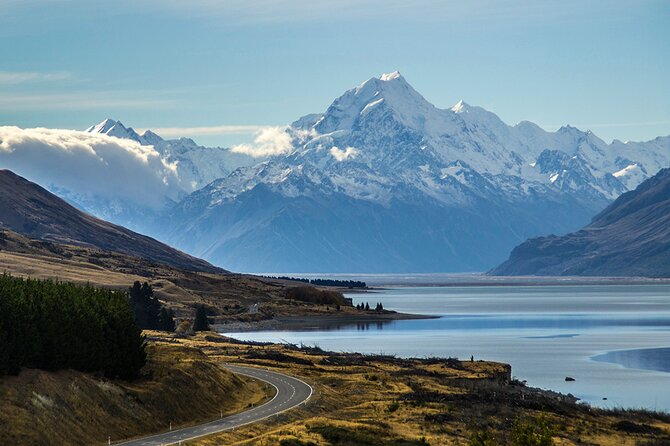 Mt Cook Tour & Ultimate Alpine Experience Combo from Queenstown - Lindis Pass and Omarama: short stops with a long road between them
