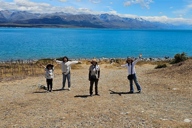 (MT) Mount Cook Day Tour From Christchurch - Lake Pukaki and the road toward Mount Cook
