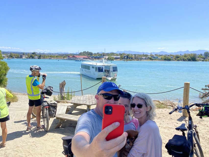 Nelson: Self-Guided Tunnel to Town Cycling Tour via Mapua - Waimea Estuary and the ride to Mapua