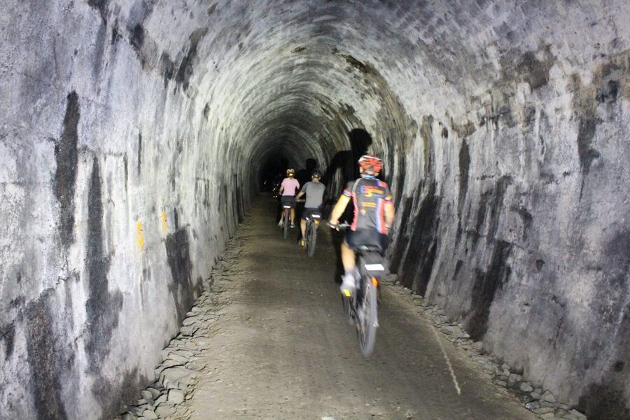 Nelson: Self-Guided Tunnel to Town Cycling Tour via Mapua - Equipment, bikes and road conditions