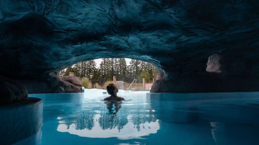 Ōpuke Thermal Pools: Adults-Only Entry with Swim Up Bar - Discovery Pools add flexibility, with one timing catch