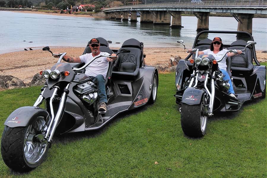 Paihia: Bay of Islands Trike Tour Experience - Meeting the V8 Chevy Trike in central Paihia