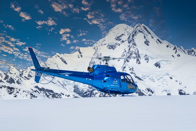 Pilot’s Choice: 2 Glaciers & Snow Landing – 35min - From Franz Josef to the Southern Alps in minutes