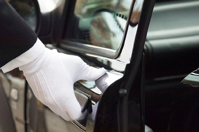 Private Auckland Airport Transfer to/from Auckland Hotels -SUV - Departure transfers and very early pickups