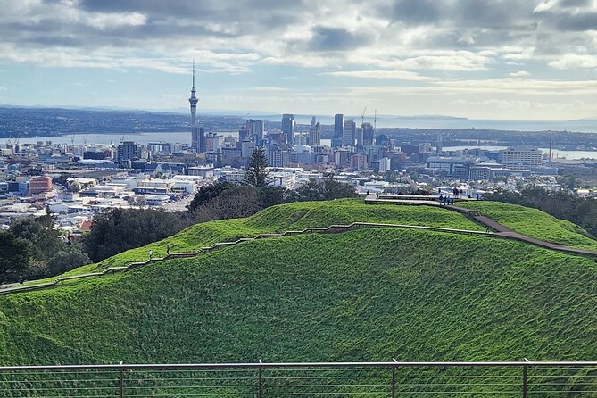 Private Auckland best Spots + Piha beach and rainforest day Tour - Michael Joseph Savage Memorial Park