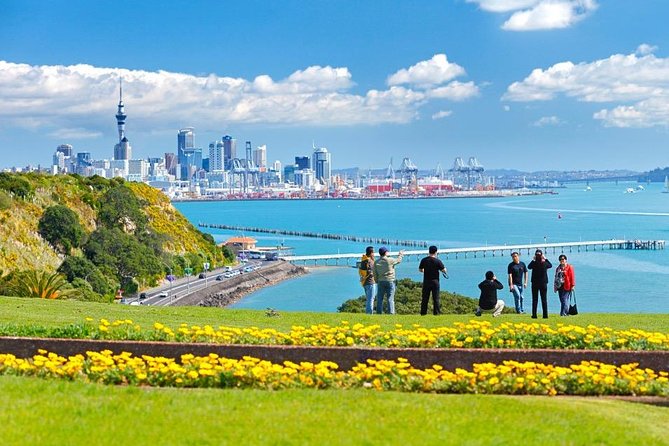 Private Auckland City Tour For Small Group in a luxury vehicle. - Auckland Domain, the Museum area, and the Winter Gardens