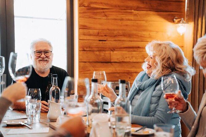 Private Central Otago Wine tasting Tour with Gourmet Lunch. - A gourmet lunch in Cromwell