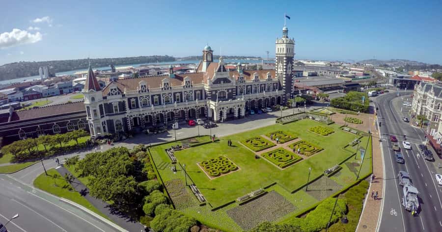 Private Dunedin City Highlights and Otago Peninsula Day Tour - Sandfly Bay brings you closer to the coast