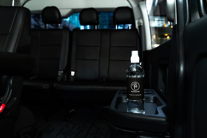 Private Luxury Airport Transfers in Auckland – Sedans & Vans - A calm start after landing at Auckland Airport