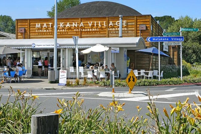Private tour - Matakana Art & Wine Village - Why a private guide changes the day
