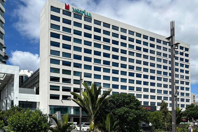 Private Transfer From Auckland City To Auckland Airport - The vehicle and the ride to Auckland Airport