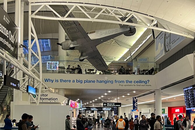 Private Transfer From Auckland International Airport To Auckland City - Why flight tracking and messages matter