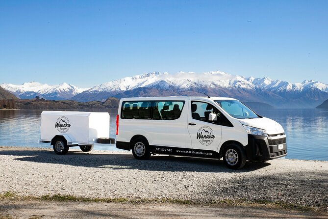 Private Transfers from Queenstown Airport to Wanaka - A direct airport ride across the Crown Range