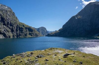 2.5 Hour Flight to Fiordland’s Iconic Locations
