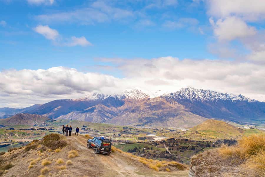 Queenstown: 4WD Lord Of the Rings Tour Half-Day Tour - Starting on Shotover Street and circling the Wakatipu Basin