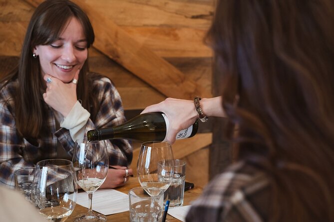 Queenstown: Afternoon Wine & Beer Tour with Platters - Stop two: five producers at Kinross Cellar Door