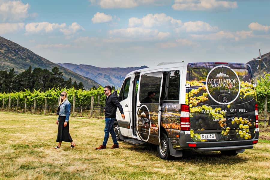 Queenstown: Classic Wine Tour - Optional activities change the shape of the day