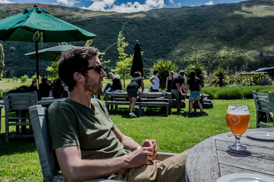 Queenstown & Gibbston Valley: Hop-On Hop-Off Wine Tours - Arrowtown gives the day a useful pause