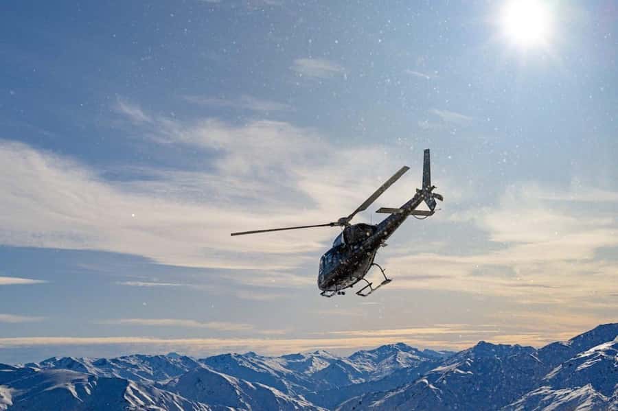 Queenstown Helicopter Flight with Snow Landing | 30 mins - Who will enjoy this Queenstown flight?
