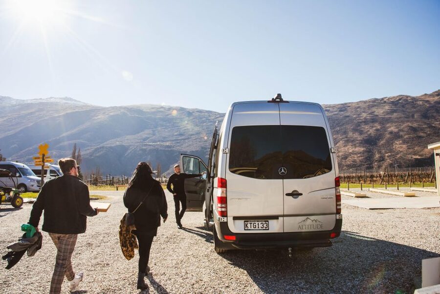 Queenstown: Helicopter & Wine Tasting Tour - Should you book the helicopter wine tour?