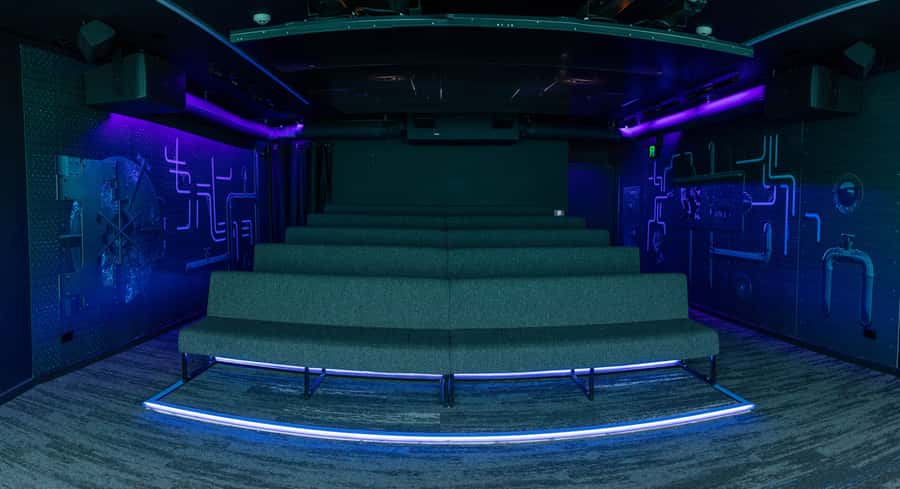 Queenstown: Hidden Underwater Theatre Experience - Why the $8 price matters
