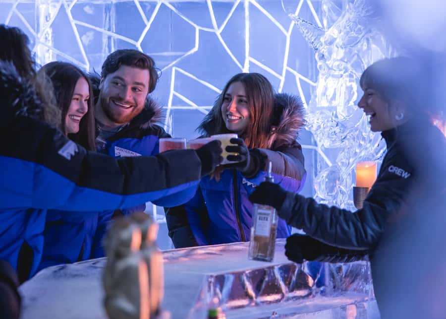 Queenstown: Ice Bar Entry with Warm Winter Gear and Drink - Key points to know before you book