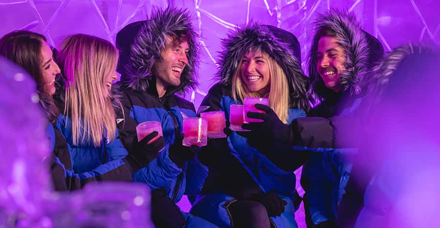 Queenstown: Ice Bar Entry with Warm Winter Gear and Drink - The sculptures are the real reason to visit