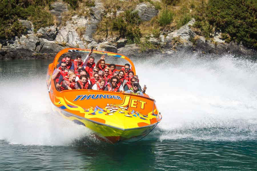 Queenstown: Jet Boat Adventure with Thunder Jet - Thunder Jet’s fast introduction to Queenstown