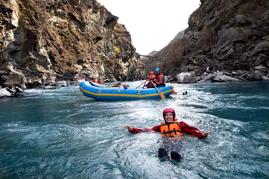 Queenstown: Kawarau River Rafting and Jet Boat Ride - Why the jet boat makes a smart start