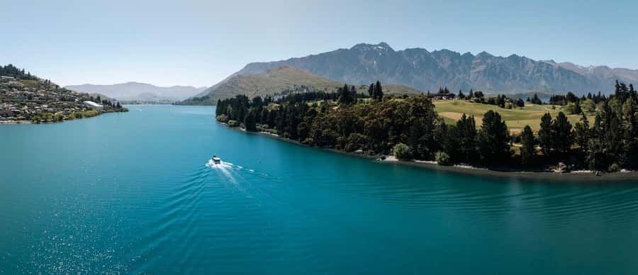 Queenstown: Lake Wakatipu Scenic Cruise - How much value do you get for $47?