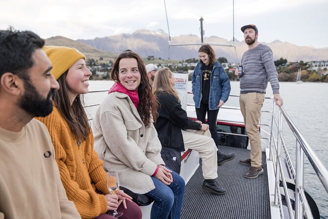 Queenstown: Lake Wakatipu Scenic Cruise (90 Minutes) - Returning along the Frankton Arm