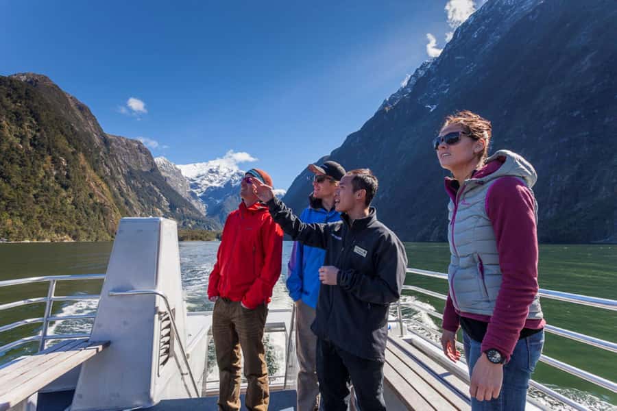 Queenstown: Milford Sound Cruise with Helicopter Transfer - The helicopter route from Queenstown to Fiordland