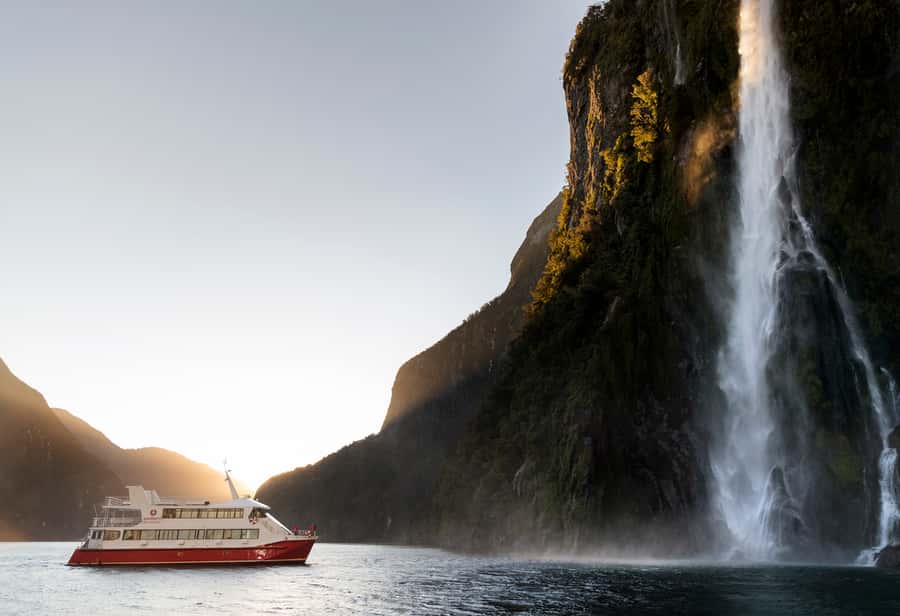 Queenstown: Milford Sound Flight and Cruise - Why flying beats the Milford Sound road trip