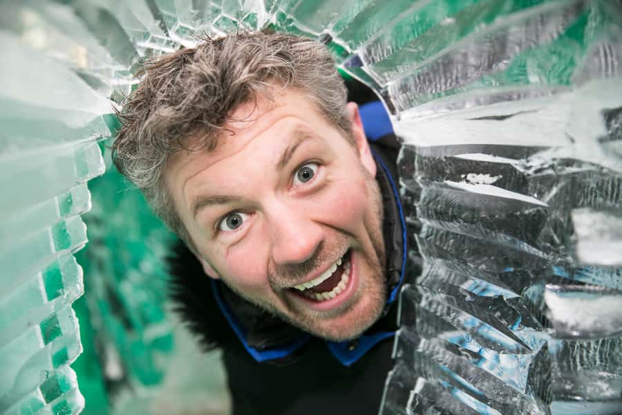 Queenstown: Minus 5 Ice Bar Experience with Drink Options - Entering the Minus 5 Ice Bar at Steamer Wharf