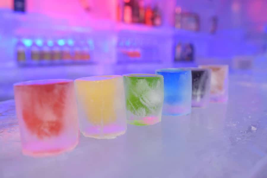 Queenstown: Minus 5 Ice Bar Experience with Drink Options - Why the music and hosts matter