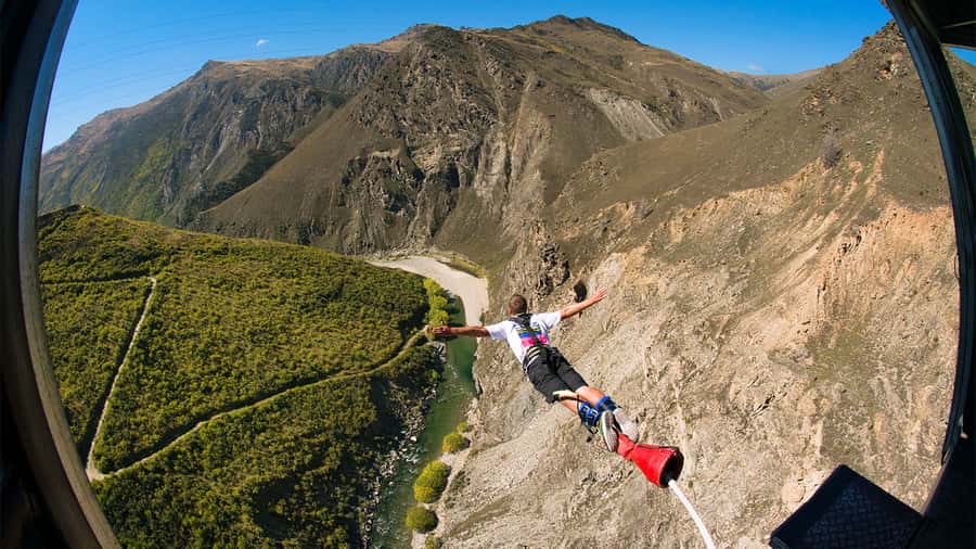 Queenstown: Nevis Bungy - Australasia's Biggest Bungy! - Key points at a glance