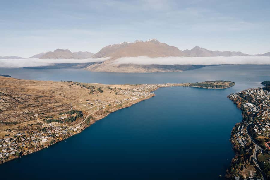 Queenstown: Pilot's Choice Helicopter Tour & Alpine Landing - A small group with a human touch