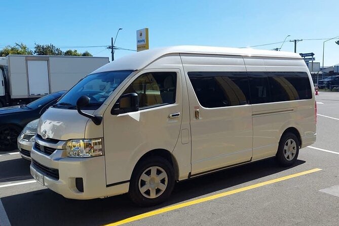 Queenstown Private Airport Transfer: Door to Door Service - Price, timing, and the value of saving effort